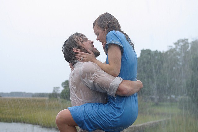 2位：雨の中のキスが印象的「きみに読む物語」